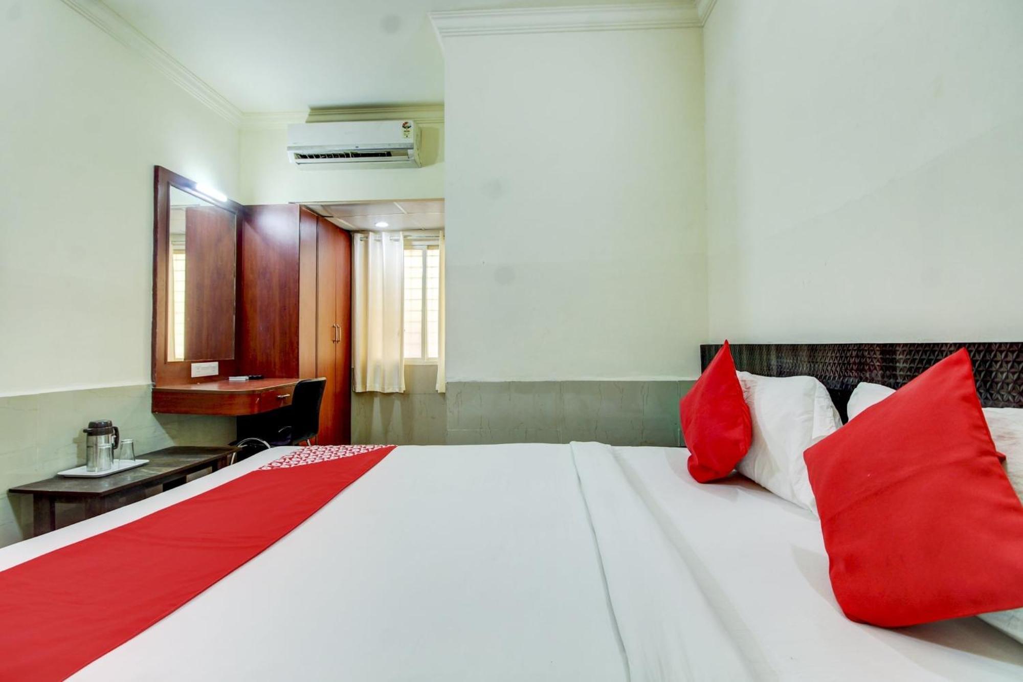 Super Hotel O Nar Comforts Near Ksr Railway Station بنغالور المظهر الخارجي الصورة