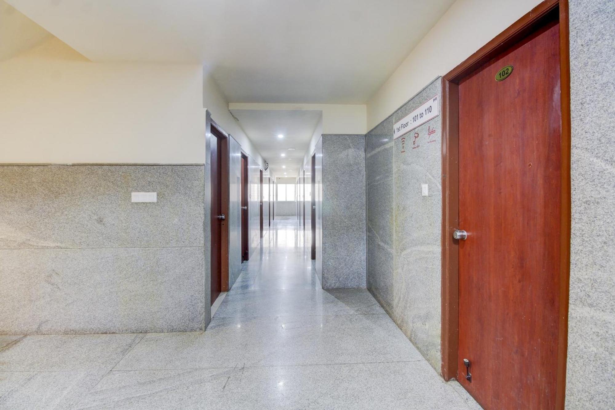 Super Hotel O Nar Comforts Near Ksr Railway Station بنغالور المظهر الخارجي الصورة